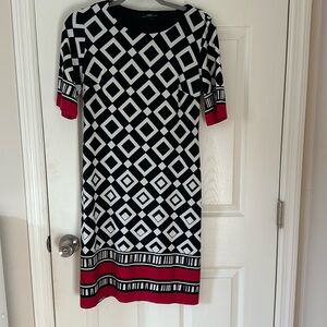 Black, white and red short sleeve dress